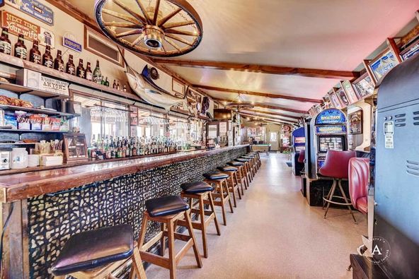 Yacht Basin Restaurant and Mobile Home Park: 7035 Canyon Ferry Rd, Helena, MT 59602
